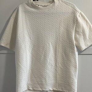 Denim & Flower Off-White Textured Short Sleeve Tee